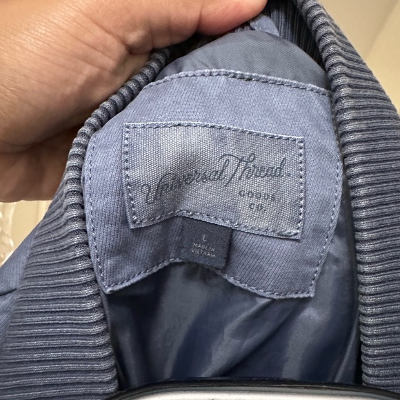 Bomber jacket - Picture 5 of 6